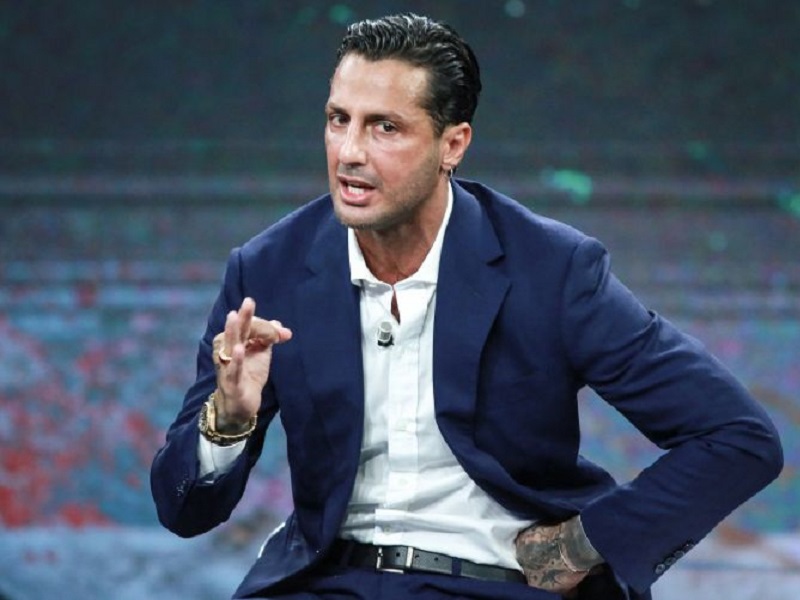 Isola dei Famosi 2019: il confronto tra Fabrizio Corona e Riccardo Fogli