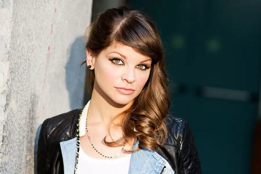 Alessandra Amoroso, nuovo disco e tour: "Vivere a colori" uscirà il 16 gennaio 2016