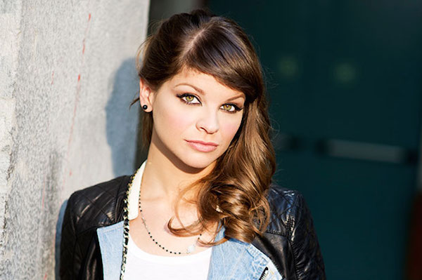 Alessandra Amoroso, nuovo disco e tour: "Vivere a colori" uscirà il 16 gennaio 2016