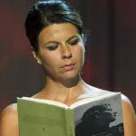 Geppi Cucciari suscita ironia Mattarella durante Giornata mondiale del volontariato