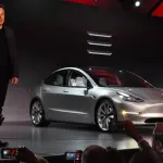 Tesla, sul mercato il modello low cost Standard Range: caratteristiche e prezzo