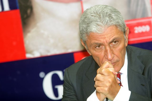 A Volte Ritornano: Bassolino Annuncia Candidatura a Sindaco di Napoli