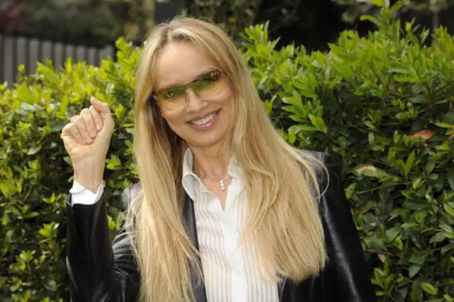 Gloria Guida, Icona Sexy Anni '80 Compie 60 anni: Nonna Fascinosa