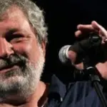 Francesco Guccini, Cantautore per Caso: 