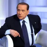 Berlusconi Dà del Traditore a Renzi: 