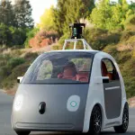 Google Car Fermata dalla Polizia: Va Troppo Piano, Intralcio alla Circolazione