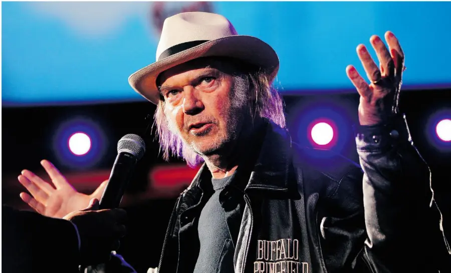 Neil Young Compie 70 Anni, Individualismo e Coralità in Nome del Rock