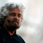 Grillo: Ritorno al Cabaret con 