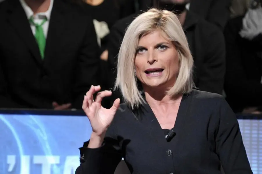 Laura Ravetto Lascia Dario Ginefra: Relazione Bipartisan Naufraga, Annuncio su Twitter