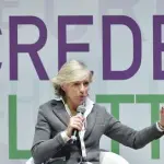 Bimba Malata Di Aids Inizia Finalmente La Scuola!