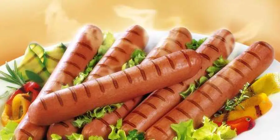 Quali Alimenti Fanno Venire Il Cancro? La Carne, ossia Manzo, Agnello, Insaccati e Wurstel!