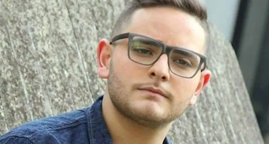 "SignorHunt", Rocco Hunt Narra Disagio Sociale e Dramma Migranti