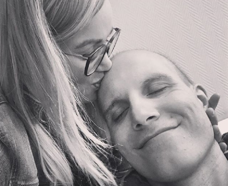 Andrea Bizzotto: morto il papà che combatteva il cancro, il dolore della moglie su Instagram