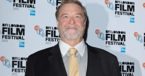 John Goodman in Grande Spolvero alla première di 