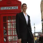 Persone Alte Rischiano Tumori più dei Bassi