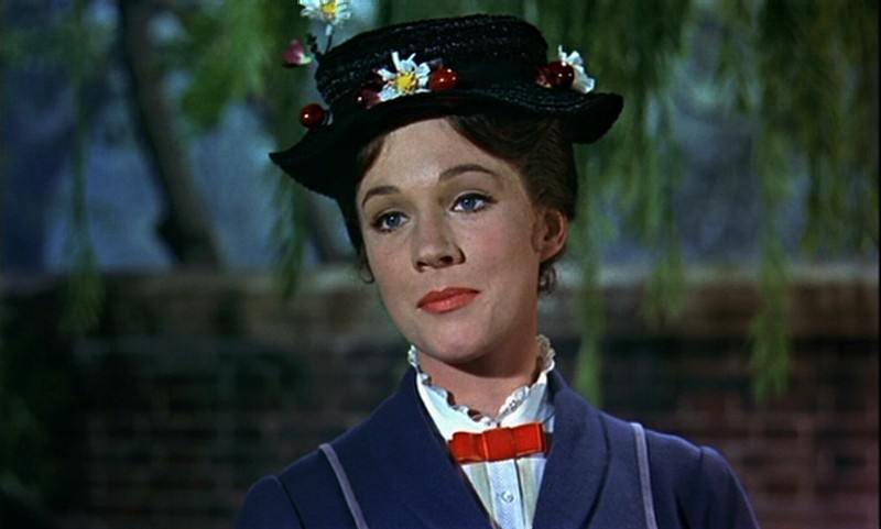 JULIE ANDREWS COMPIE 80 ANNI: INTERPRETO' "MARY POPPINS"