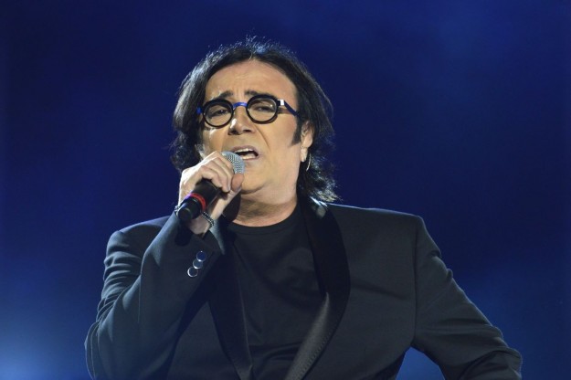 Renato Zero Spegne 65 candeline: Straordinario Cantautore Romano