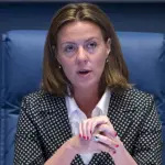 ESAMI INUTILI: LORENZIN RIBADISCE 'NO', STATO RISPARMIERA'