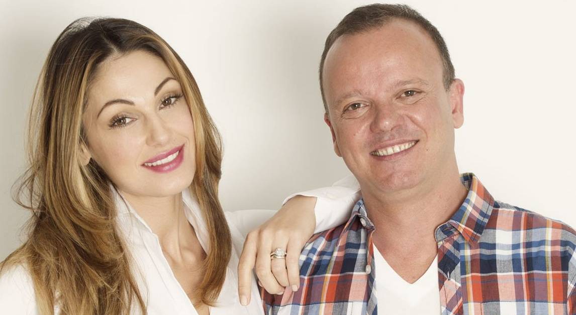 Anna Tatangelo Instagram: foto con Gigi D'Alessio e dedica per i 14 anni insieme