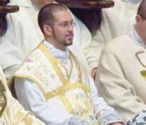 Albenga, parroco choc: "Brucio la canonica piuttosto che darla ai migranti"