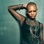 Skin, il suo forte non e' l'italiano, risate ad X Factor 9!