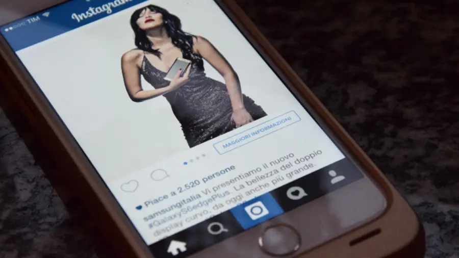 Instagram come Facebook: arrivano banner pubblicitari