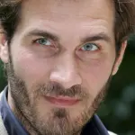 Maurizio Aiello piange la morte dello zio: era malato di Sla