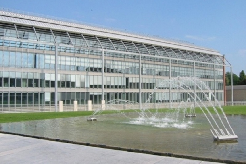 Per l'anagrafe è morta, ma invece l'anziana di 91 anni è viva: succede a Parma