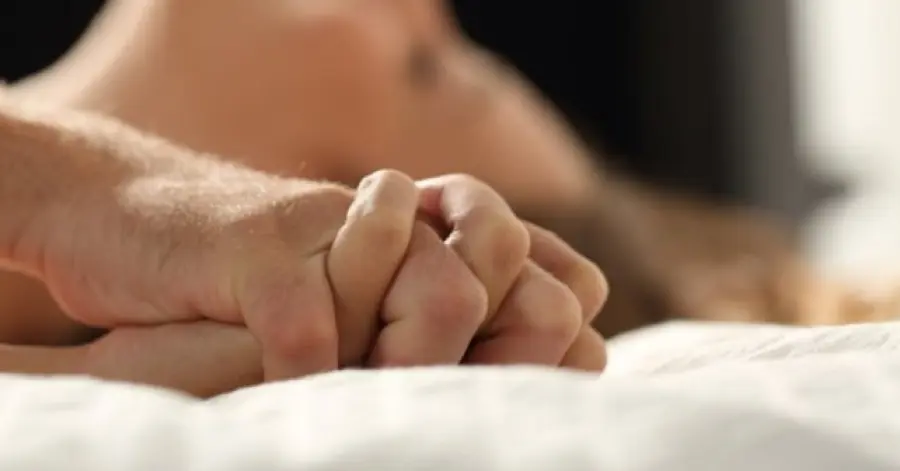 Una escort di Roma propone il ‘sesso di cittadinanza’ dopo il RdC lanciato dal Governo