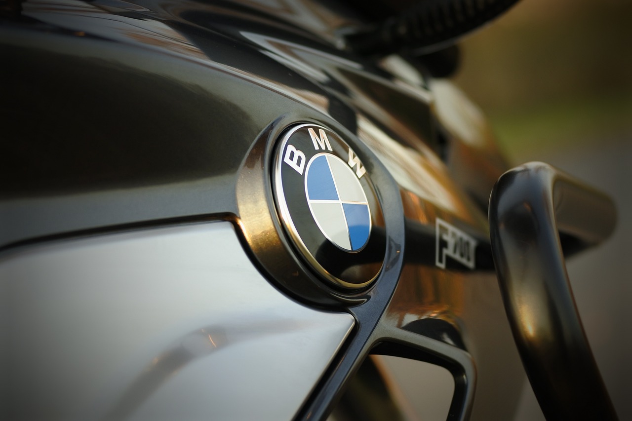 Quali sono i vantaggi di acquistare un casco BMW