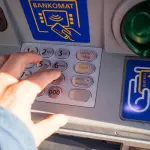 Bancomat regala soldi ai clienti per guasto temporaneo