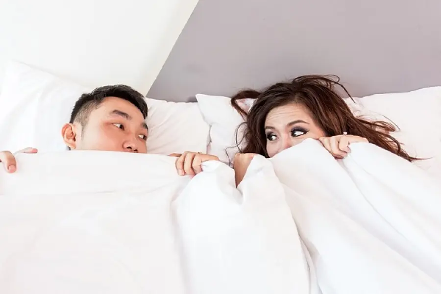 Siete una coppia perfetta? Lo dice la posizione del sonno