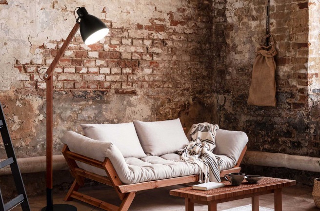 Piantane moderne per decorare ed illuminare