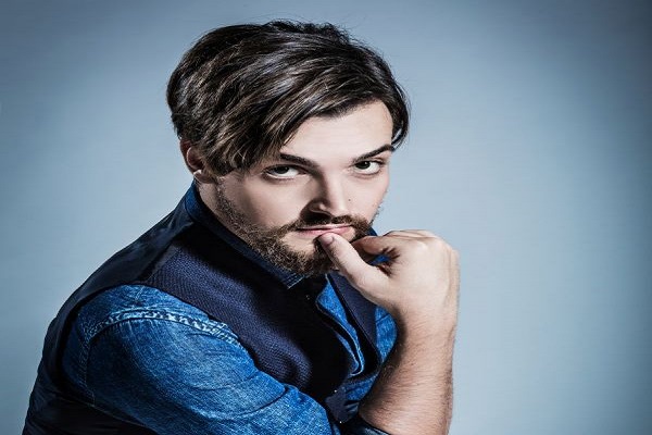 Valerio Scanu in lacrime a Vieni da me: la confessione a Caterina Balivo