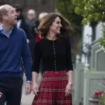 Kate Middleton regina al posto di Camilla e Meghan incinta di due gemelli?
