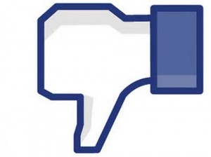 Facebook: arriva pulsante 'non mi piace'