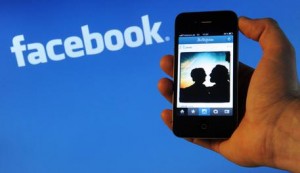 Facebook, Messaggi che si Autodistruggono: Test in Francia
