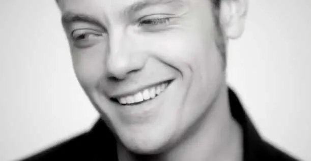 Tiziano Ferro, il 22 dicembre ultima tappa dell’European Tour 2015 a Firenze, anticipata alle 20.30!