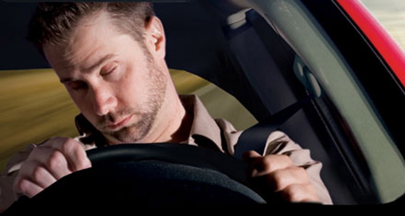 Rilascio o rinnovo patente di guida off limits per chi soffre di disturbi di sonno