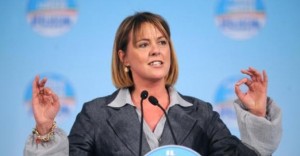 Lorenzin Vuole Sanzione Penale per Utero in Affitto