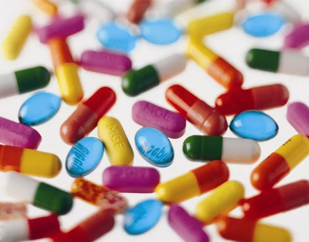 Farm-party: sballarsi coi medicinali può costare la vita!