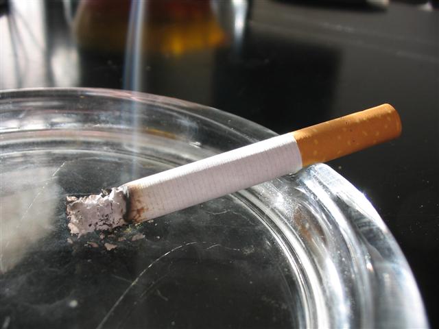 Fumo passivo big killer: non fumare in casa