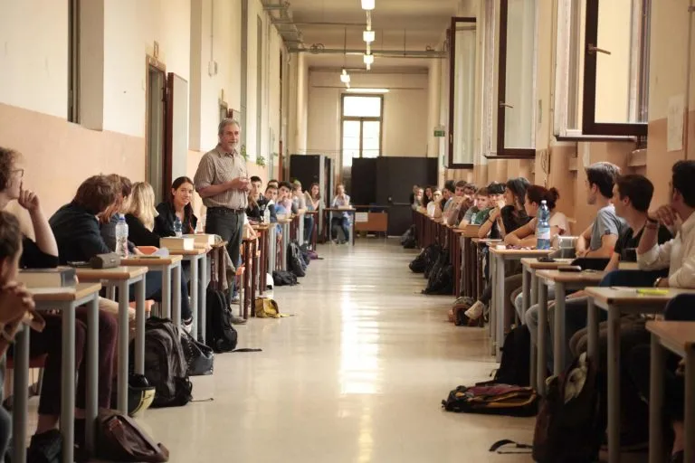 Maturità 2016, prima prova al via con tracce abbordabili: saggio Umberto Eco