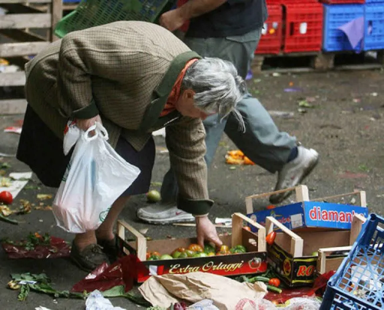 Boom indigenti in Italia: preoccupa povertà assoluta