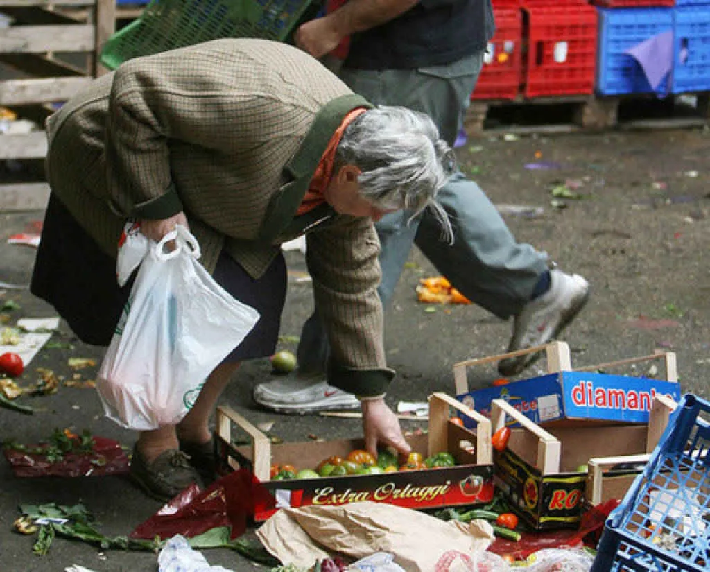Boom indigenti in Italia: preoccupa povertà assoluta