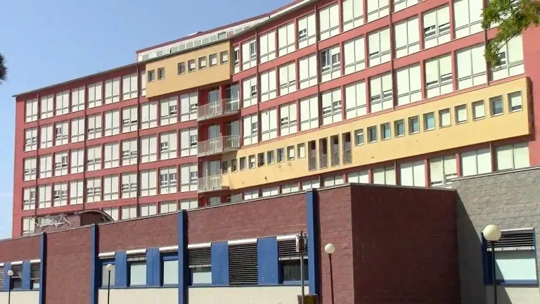 Ago incandescente sciogli tumore: tecnica rivoluzionaria all’ospedale di Chioggia
