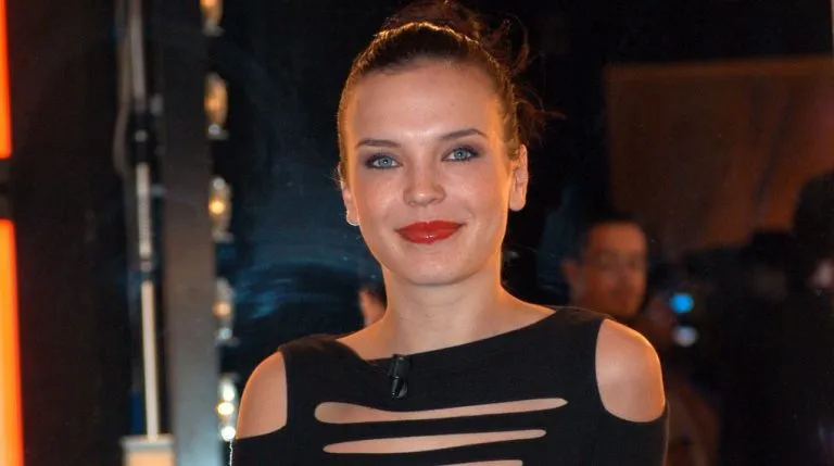 Andrea Lehotska colpita da infezione letale: ‘Mi hanno dato due giorni di vita’