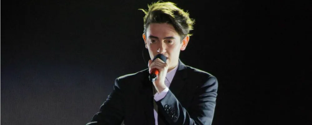 Michele Bravi vorrebbe amare un uomo o una donna