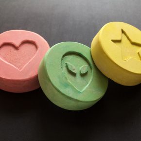 Ecstasy panacea contro stress: ok della FDA