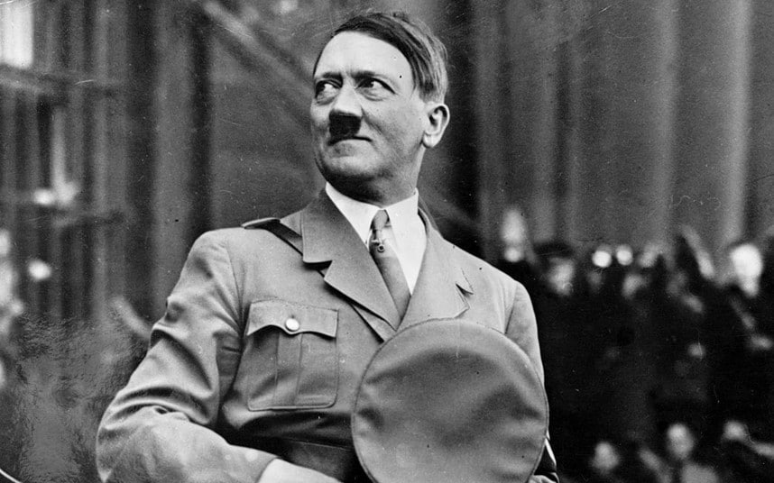 Adolf Hitler spietato e senza remore perché malato di Parkinson?